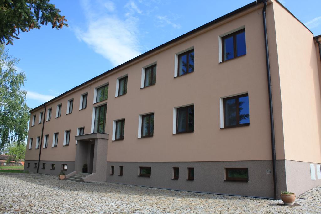Penzion Rota Pisecne Exteriör bild