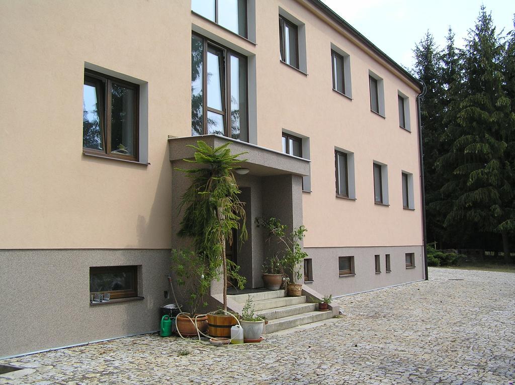 Penzion Rota Pisecne Exteriör bild